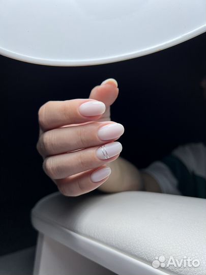 Маникюр, наращивание ногтей, гель-лак