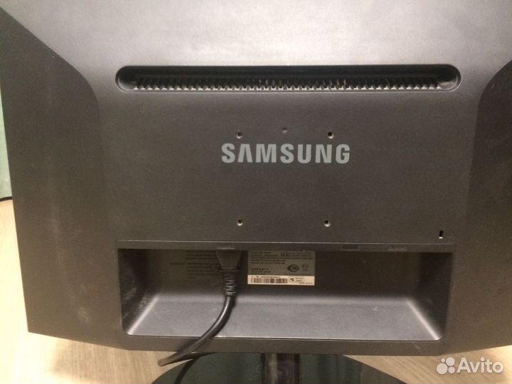 Монитор Samsung SyncMaster P2250N не рабочий