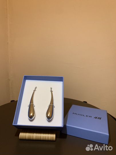 Серьги-капли mugler hm