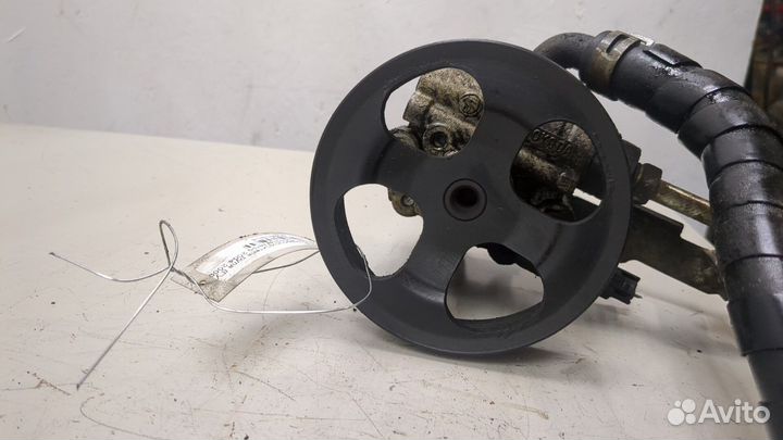 Гур Toyota Corolla Verso, 2004