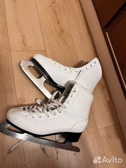 Коньки фигурные 39 40