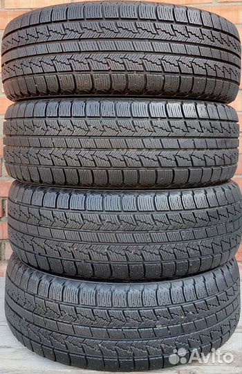Nexen Winguard Ice 215/60 R16
