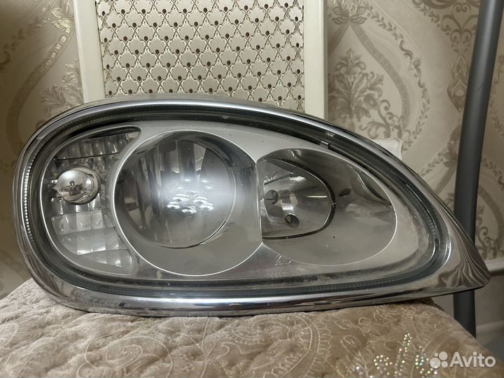 Фара левая на волгу 105