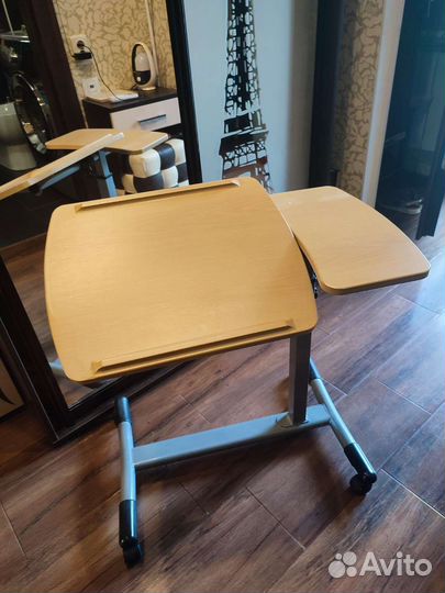 Столик для ноутбука