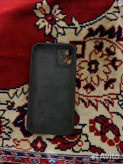 Чехол на iPhone 11