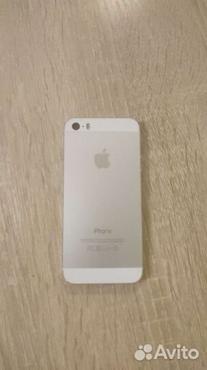 iPhone 5S, 64 ГБ