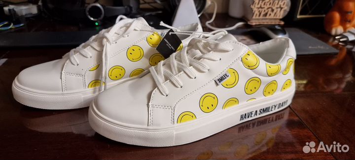 Кроссовки кеды