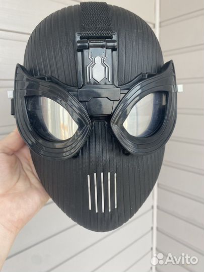 Маска человека паука