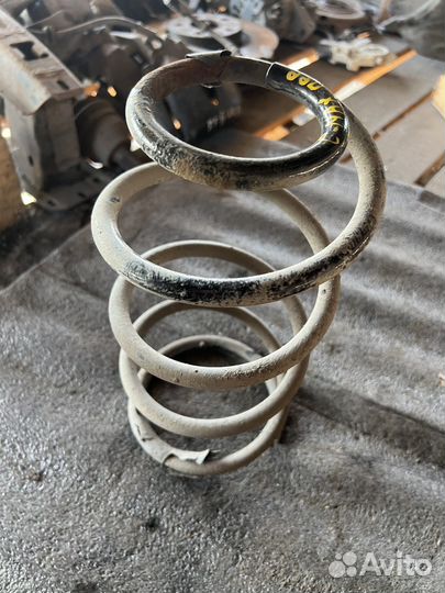 Пружина передняя Ford C-max