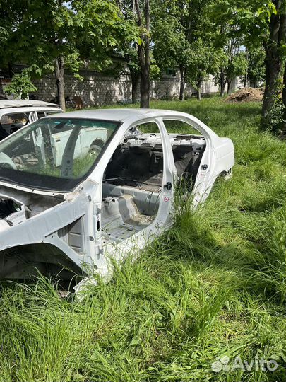 Кузов bmw 5 e39 на куски