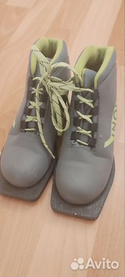 Лыжные ботинки 34 размер