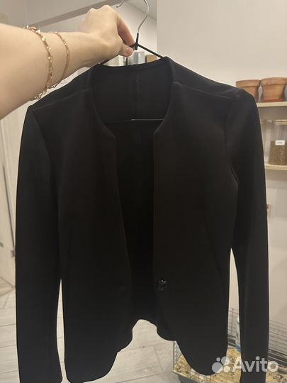 Пиджак женский 40 черный