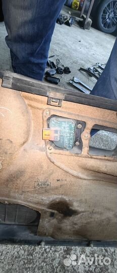 Блок стеклоподъемников на Субару Импреза 96г