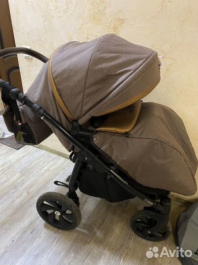 Коляска tutis