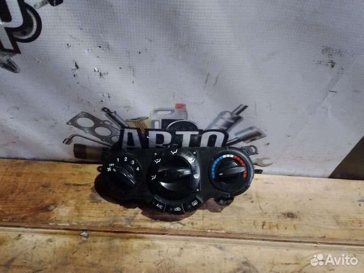 Chevrolet lacetti блок управления климатом