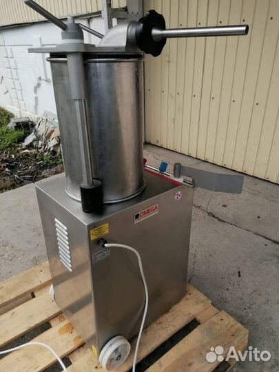 Колбасный шприц гидравлический C/E INS/22 Б/У