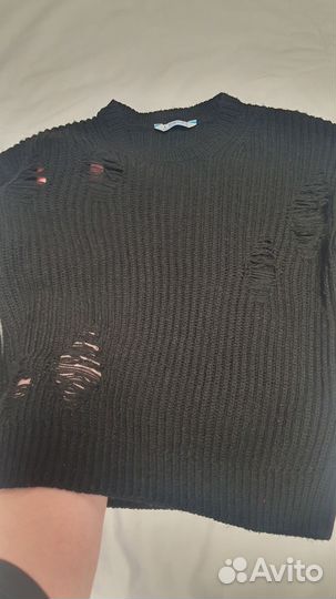 Mayoral рваный свитер 128