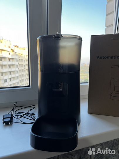 Автокормушка для кошек и собак