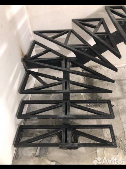 Металлическая лестница