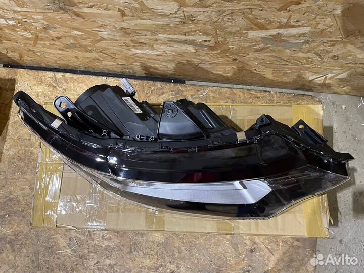 Фара правая Митсубиси Аутлендер 3 gf