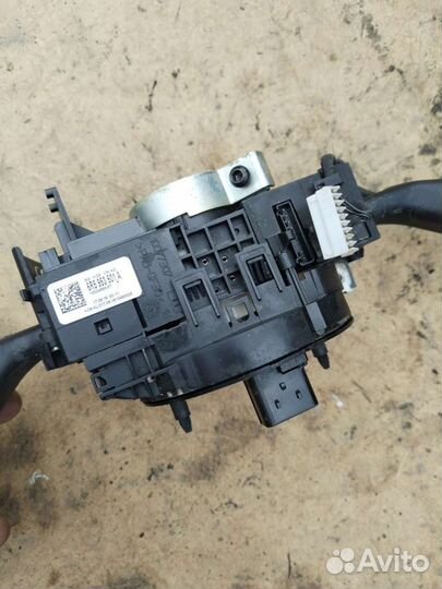 Подрулевые переключатели Фольксваген поло 2016 г