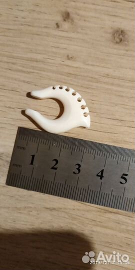 «Серьги из кости»