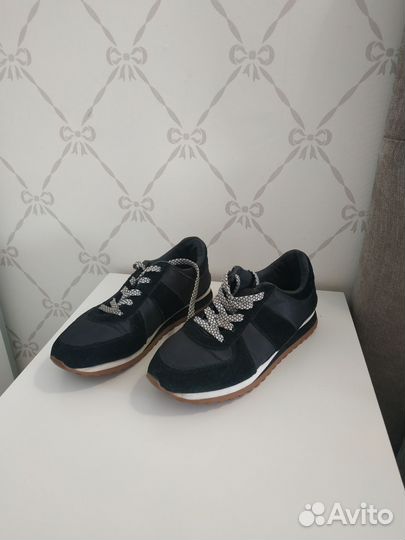 Кроссовки zara 39