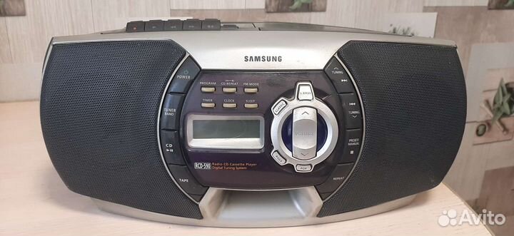 Радиоприемник кассетныйCD + радио samsung RCD 590