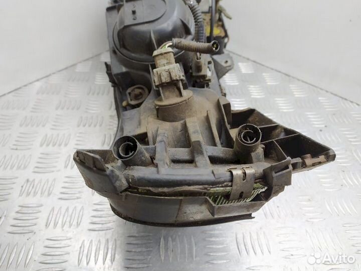 Фара 89007907 Volvo V70 (1996-2000)