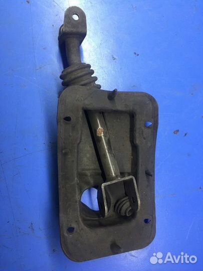 Тяга кулисы