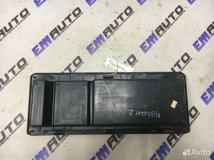 Ящик для инструментов Рено Меган 2