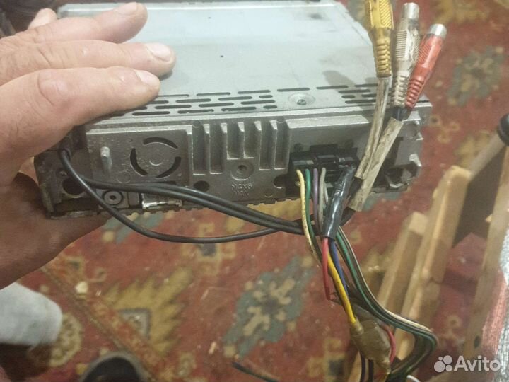 Магнитола автомобильный sony