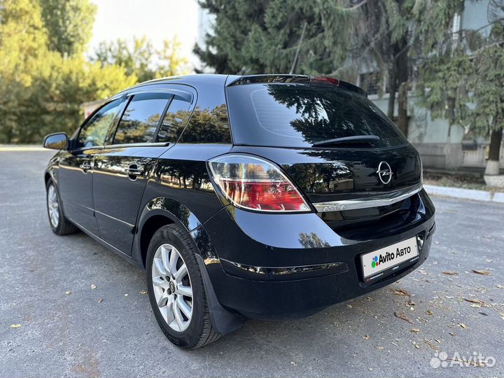 Opel Astra 1.6 МТ, 2010, 137 000 км