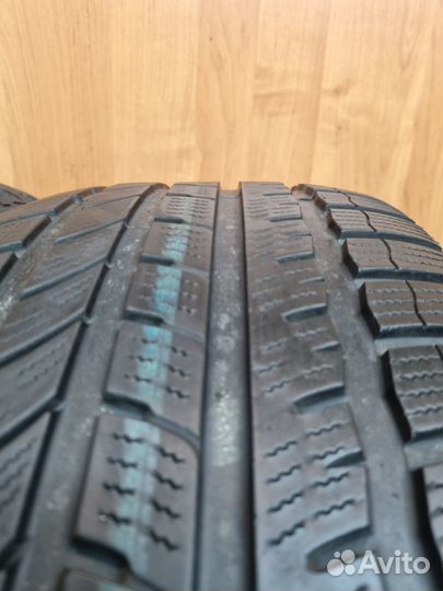 Momo North Pole W2 225/45 R18