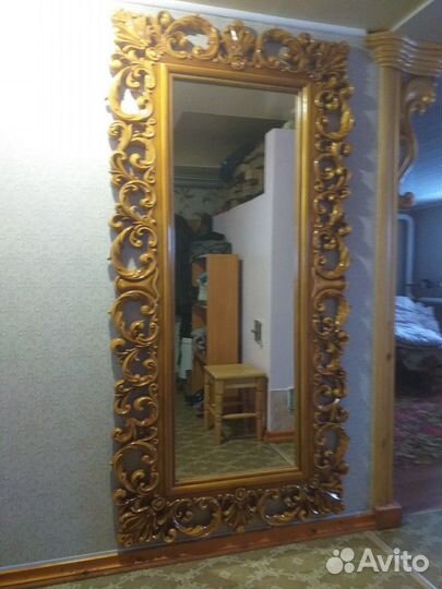 Зерколо резное