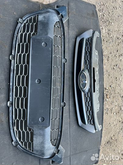 LADA kalina 2 решетка переднего бампера