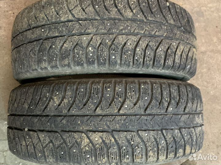 Bridgestone Ice Cruiser 7000 205/55 R16