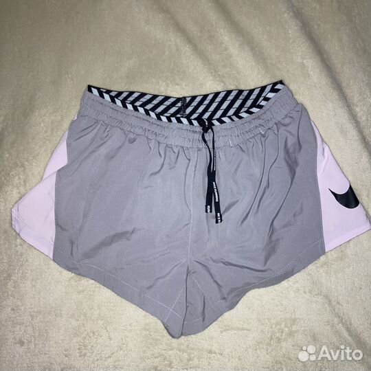 Спортивные вещи пакетом