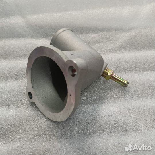 Крышка корпуса термостата змз дв. 406 Г-3302