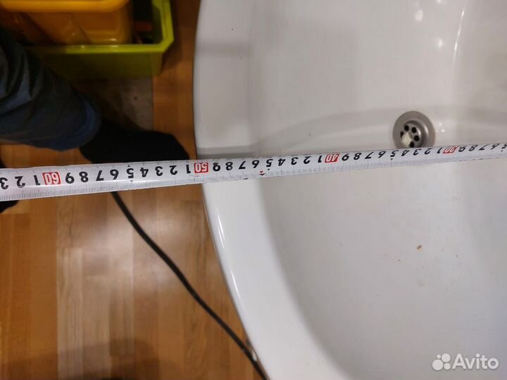 Тумба для ванной с раковиной и зеркалом