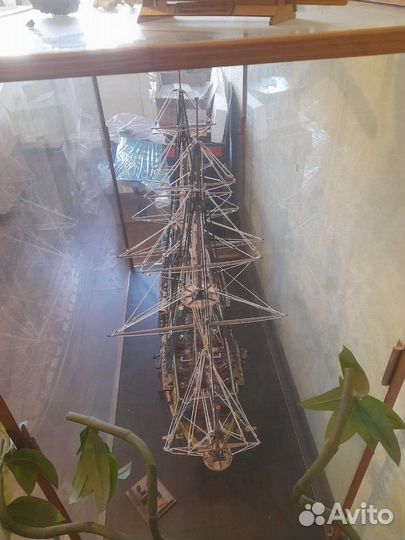 Сборная модель корабля из дерева