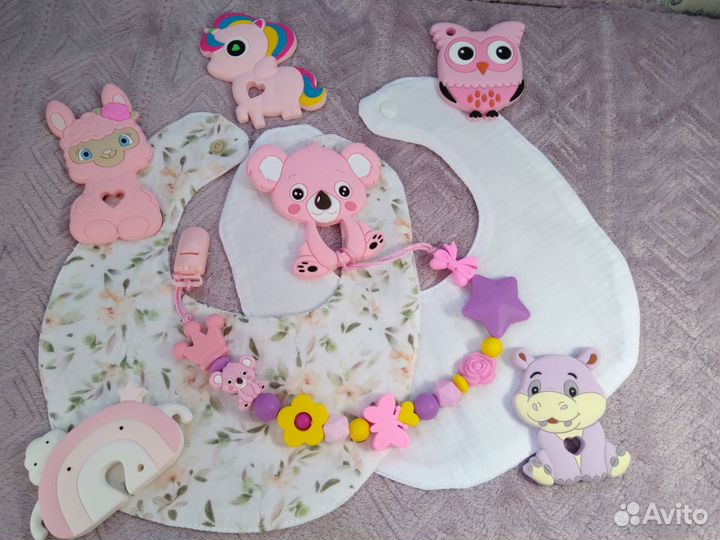 Именной держатель для соски и грызунка