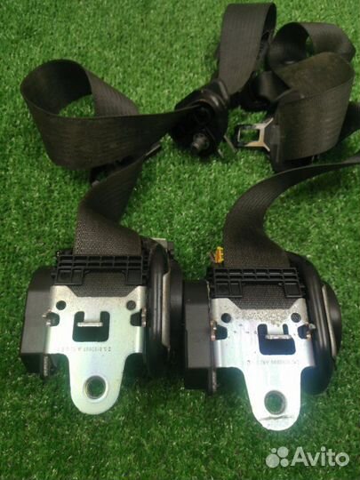 Ремень безопасности передний Opel Astra J хетчбэк