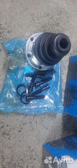 Пыльник шруса на ауди а6 Quattro