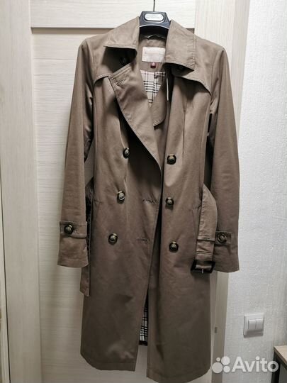 Плащ женский