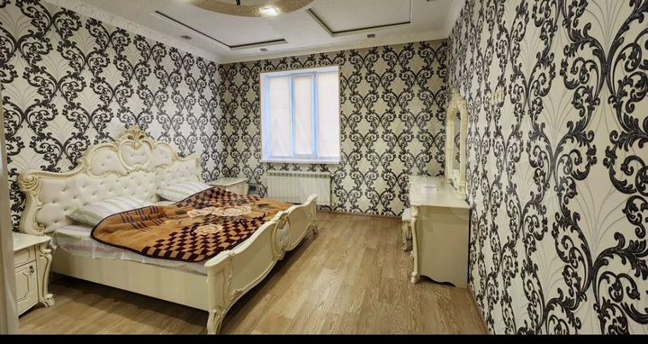 2-к. квартира, 63 м², 1/6 эт.