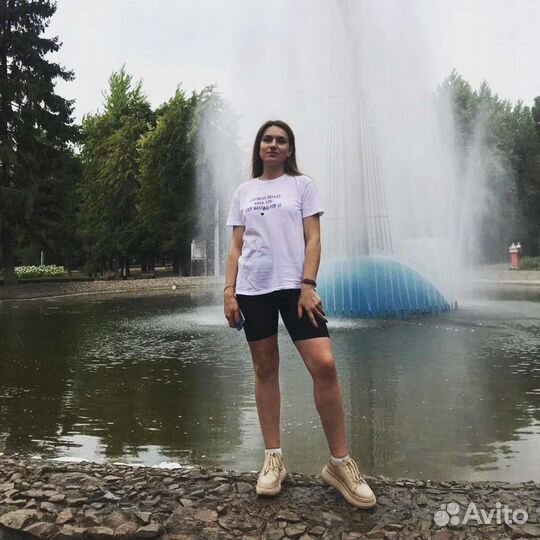Администратор, помощник логиста, хостес, оператор