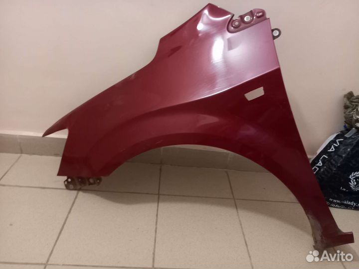 Крыло переднее левое chevrolet aveo т300