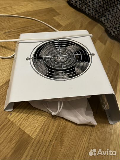 Пылесос для маникюра