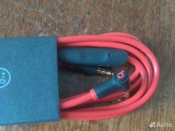 Аудио кабель с микрофоном Beats